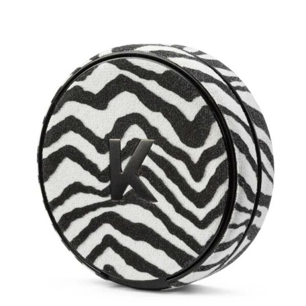 KellyWhite-zebra-kelly-glitterdosa